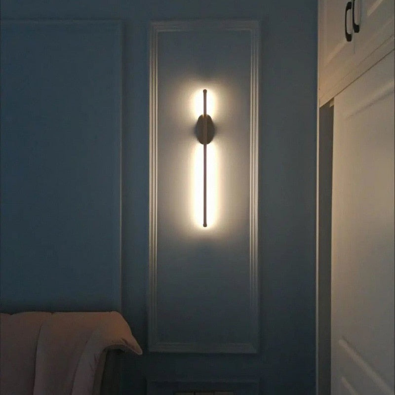 Elegant Lena Wall Lamp