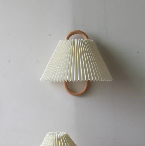 Awesome Aine Wall Lamp