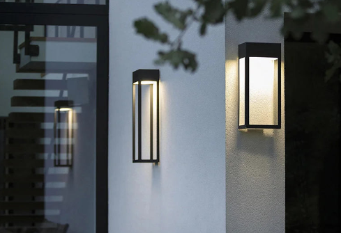 Elegant Aelina Outdoor Wall Lamp