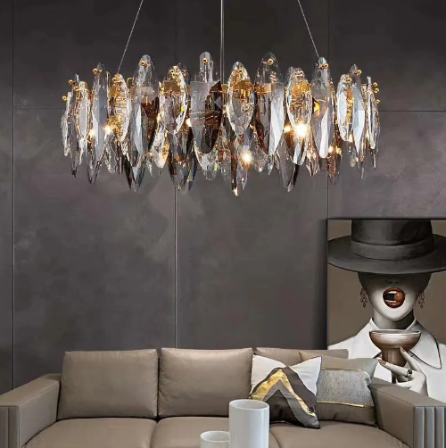 Elegant Aelgar Chandelier