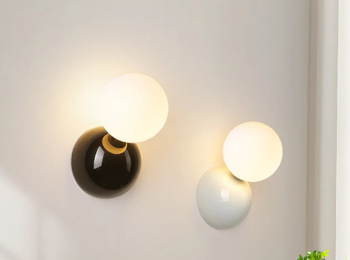 Elegant Dalila Wall Lamp