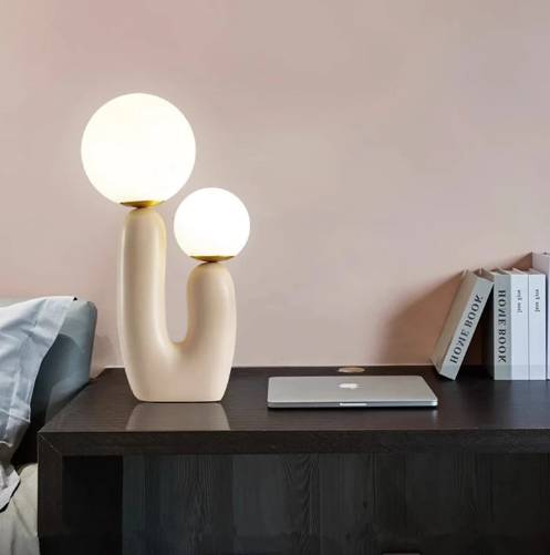 Elegant Kaktos Table Lamp