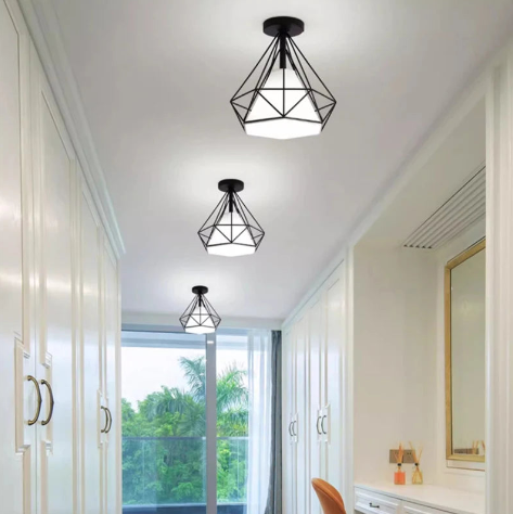 Elegant Mary Pendant Light