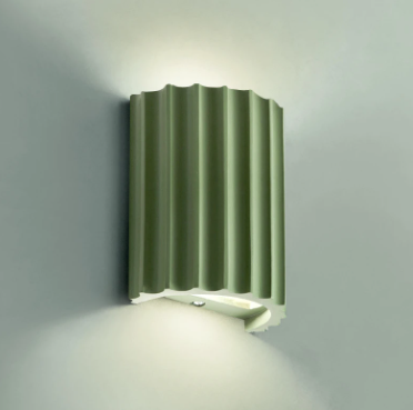 Elegant Ujal Wall Lamp