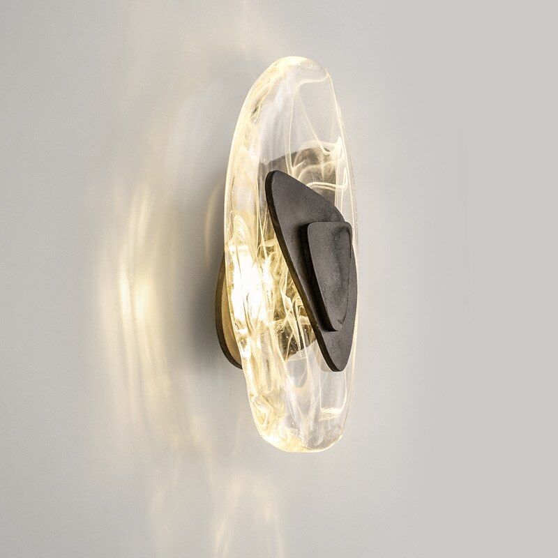 Elegant Petra Wall Lamp