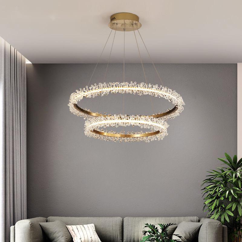 Unique Lumine Chandelier