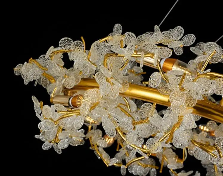 LuxuryVinneChandelier