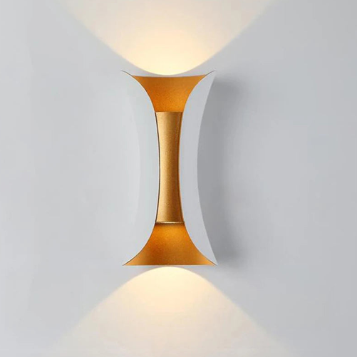 Special Briar Outdoor Wall Lamp