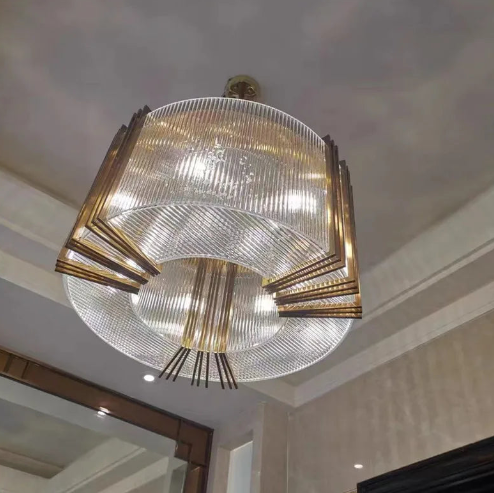 Unique Destello Chandelier