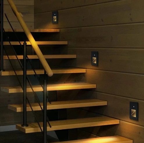 Unique_Noa_Stair_Light